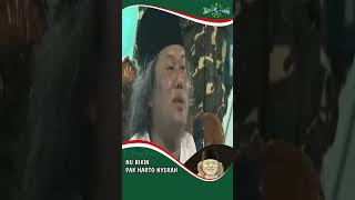 Download lagu Gus Muwafiq - Ketika Pak Harto Pusing Mikirin NU #short mp3