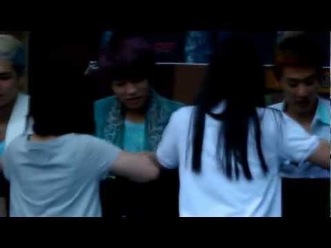 20120624 L.Joe & Chunji @Ilsan synnara record fansign #1