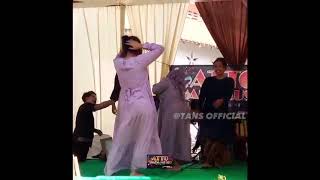 Download lagu mantu feat adik ipar awur awur mp3 Download lagu mantu feat adik ipar awur awur mp3