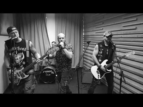 The Last Boy Scouts (Official) - The Last Boy Scouts - Tři Kříže (videoklip)