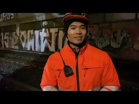 Eine Nacht als Gleisbauer mit Somkeart Khamphai