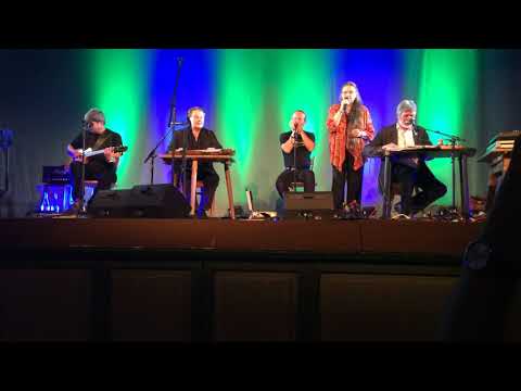 Wilfried Scharf mit Zither-Manä Trio