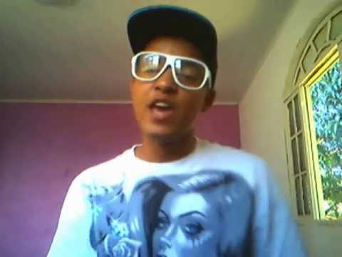 MC CEZINHA DO PG FAZ UMA MUSICA SE DECLARANDO PELO TEU AMOR MARI