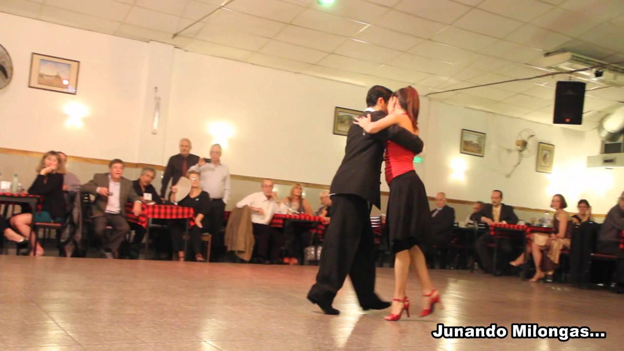 Video thumbnail for ALEJANDRA ARMENTI Y DANIEL JUAREZ en LA BALDOSA (Vals)