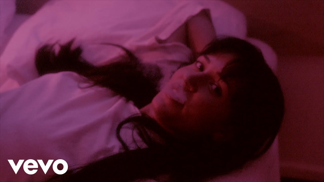 Kat Dahlia — Mojada