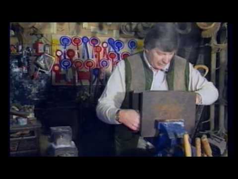 Sporting Scene - Horn Handles Plain and Fancy .