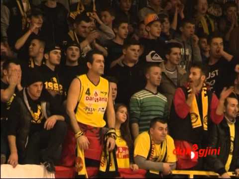 Atmosfera ne ndeshjen : Peja   Kumanova