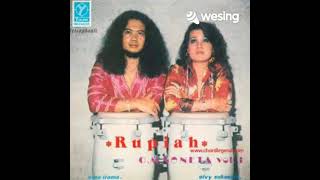 Download lagu DUET DUA DITAMBAH TIGA. Album Oma Irama & Elvy. S. Vokal Mohammad Sholihin ('V) mp3