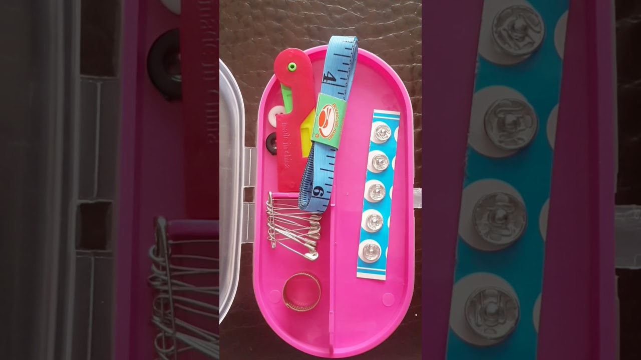 Dikiş seti inceliyorum