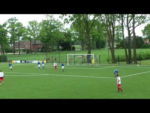 Voetbalwedstrijd V.v Rietmolen - V.v Vosseveld | Zondag 18 mei 2015