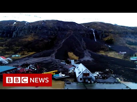 アイスランドの町は土砂崩れの後、避難している - BBC ニュース (Town in Iceland evacuated after mudslide hits - BBC News)