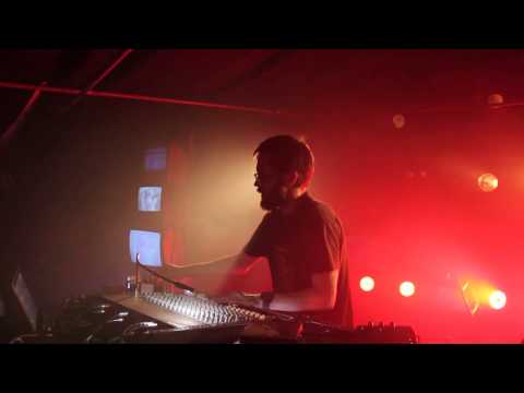 WEEDING DUB - Sound System DNA - PARADISIAC FIELD LIVE