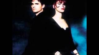 Niagara- Plus belle qu'une femme