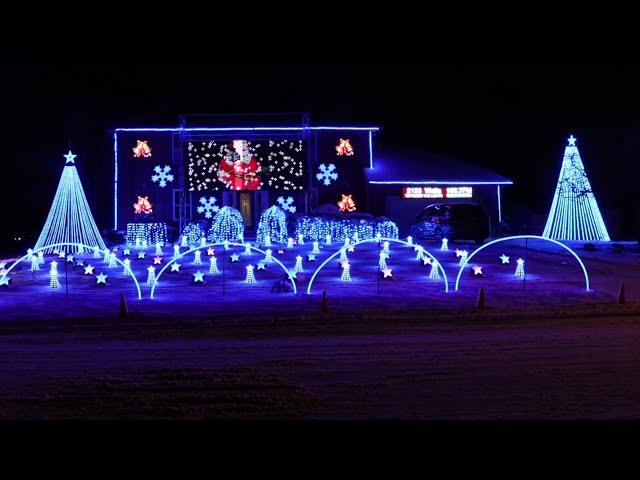 Here comes Santa Claus