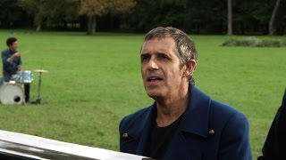 On ne se méfie jamais assez Music Video