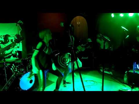 We will rock you & rock me amadeus by sitting bull @rock wine food 10