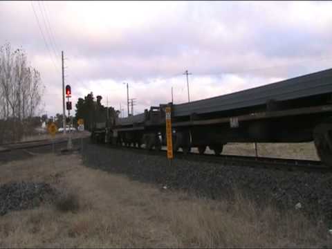 Pacific National NR8 works 7YN2 with NR48 and NR27