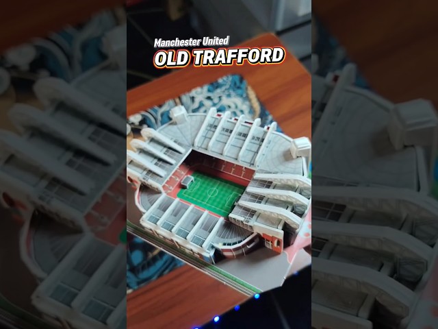 Vídeo relacionado con Georgie Porgy 3D Estadio de Fútbol Puzzles DIY Juguetes de Construcción Conjuntos (Estadio Old Trafford 138PCS)