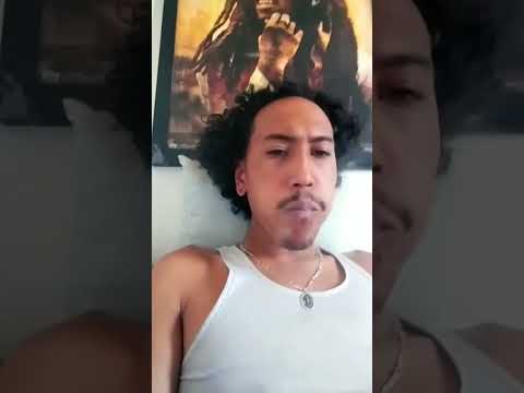 How To Spark A Blunt Like A OG😤 Like & subscribe for more big hits!