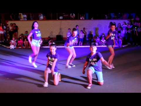 27 SIS N BRO - Control Shot