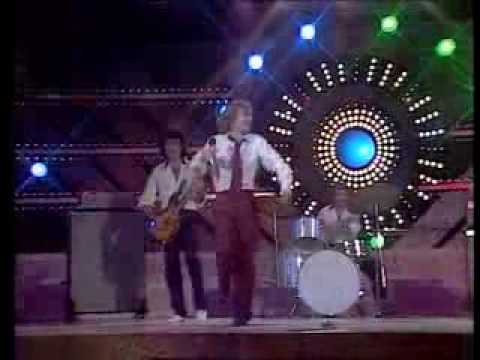 download lagu mp3 mp4 Ivan Sin Amor, download lagu Ivan Sin Amor gratis, unduh video klip Ivan Sin Amor