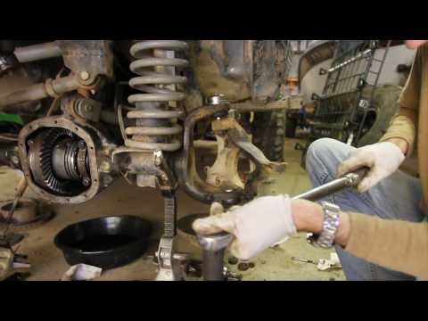 How-To replace Dana 30 and 44 Ball Joints part 3 of 3 (steering knuckle installation, preload)