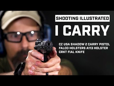 Porto: pistola CZ Shadow 2 Carry calibro 9 mm in una fondina Falco.