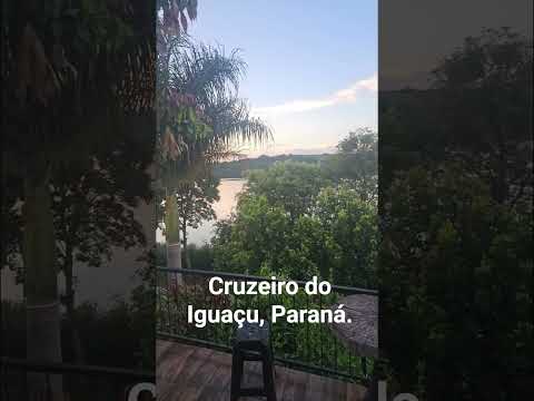 Cruzeiro do Iguaçu, no Paraná. Represa com as águas do Rio Iguaçu.