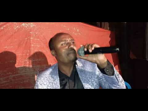 Fiqaaduu Asheetuu #ROOBEE afaan oromoo music stage performance