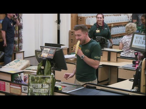 スプラウトのレジ係ケビン (Kevin the Cashier at Sprouts)