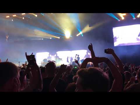 Push The Button at Above & Beyond Common Ground Steel Yard 2018