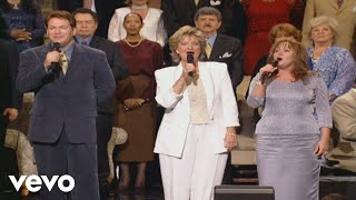 Bill &amp; Gloria Gaither - Onward Christian Soldiers/We&#39;re Marching to Zion (Medley) (Live)