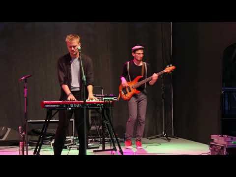 Wiener Blond Nochboa Live