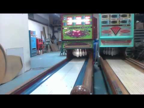 download lagu mp3 mp4 Champagne Bowler, download lagu Champagne Bowler gratis, unduh video klip Champagne Bowler