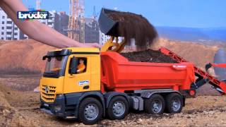 Download lagu Bruder Toys MB Arocs Halfpipe Dump Truck #03623 mp3