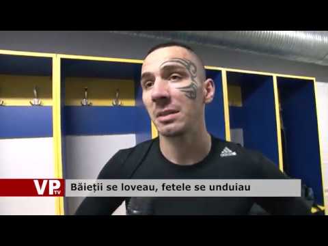 Băieții se loveau, fetele se unduiau