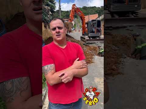 UMA DAS MAIORES CAGADAS DE UMA OBRA EM JUQUITIBA , DRENAGEM MAL FEITA NA RUA ADOLFO ANTONIO PIRES COMPROMETEU A PAVIMENTAÇÃO DA RUA VEJA O PREJUÍZO QUE VOCÊ VAI PAGAR NA HERANÇA MALDITA