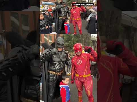 Motorcyclists in superhero costumes deliver toys to sick kids for Children’s Day #shorts