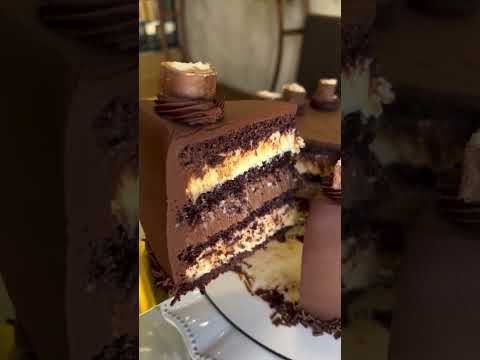 Ela está o maior sucesso, quem já provou sabe q está perfeita. #cake #bolo #viral #shorts #ytshorts