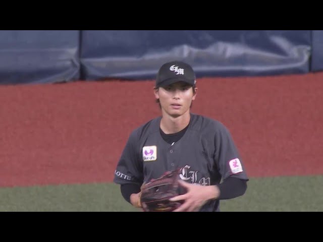 【7回裏】快足飛ばした!! マリーンズ・和田康士朗 フェンス際への当たりをナイスキャッチ!! 2024年8月23日 オリックス・バファローズ 対 千葉ロッテマリーンズ