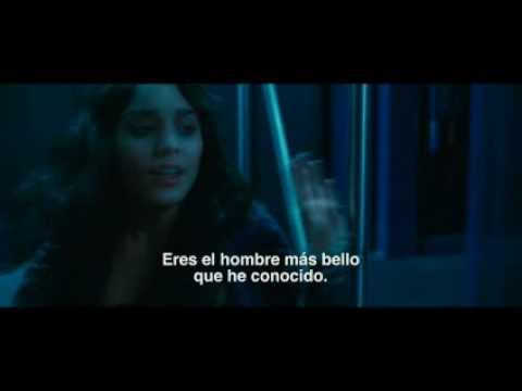 El Corazon de una Bestia (Trailer)