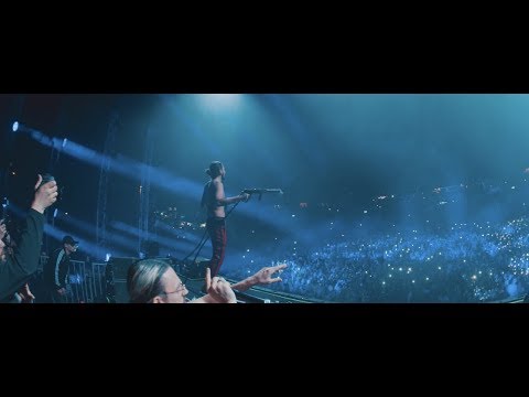 Dimitri Vegas & Like Mike vs John Christian - Turn Up