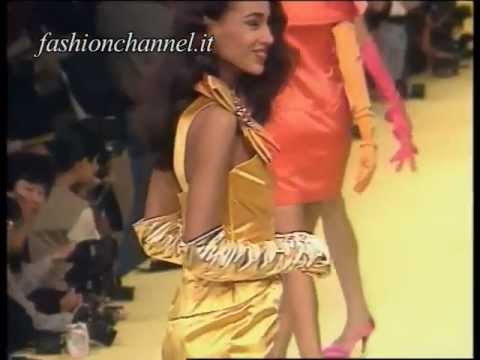 "Enrico Coveri" Autumn Winter 1991 1992 Milan 3 of 3 pret a porter woman by FashionChannel