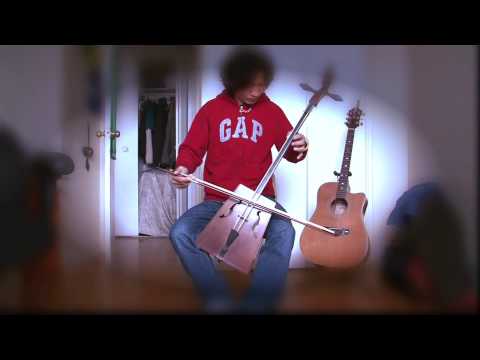 Tibetan singer ( amchok Gompo) playing' morin khuur