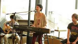 Mayu Wakisaka - In Store Session at Daikanyama Tsutaya