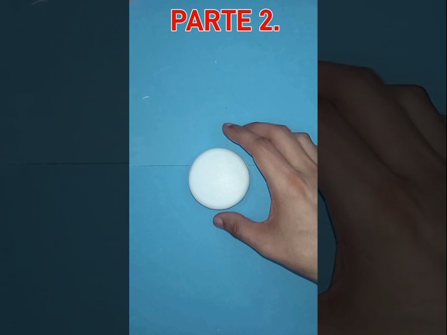 Vídeo relacionado con Grupo Erik Lapicero Snoopy - Portalápices escritorio 3D - Lapicero escritorio Snoopy ideal accesorio papelería Snoopy - Producto con licencia oficial