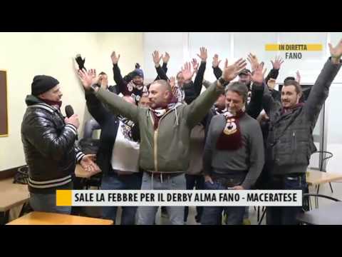 Calcio, sale la febbre per l'incontro Fano-Maceratese