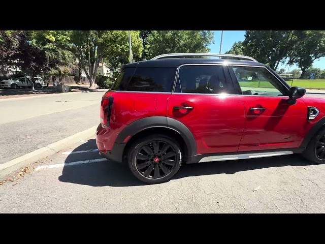 2020 Mini Countryman - Image 14