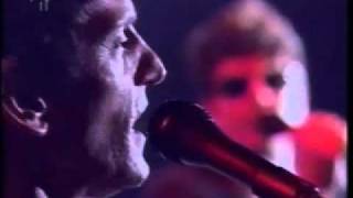 Titãs - &quot;Miséria / Rock Americano&quot; no programa Ensaio em 2002