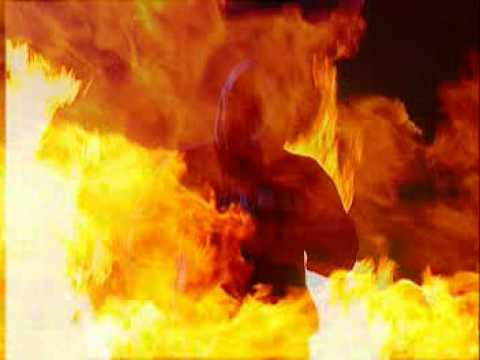 Magiera & L.A. feat. Wall-e - "1000 osób" (official video).